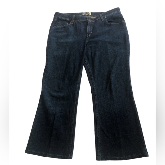 Levi Signature Low Rise Boot Cut Women’s Jeans Dark Wash Authentic Levi Sz14S - Picture 1 of 10